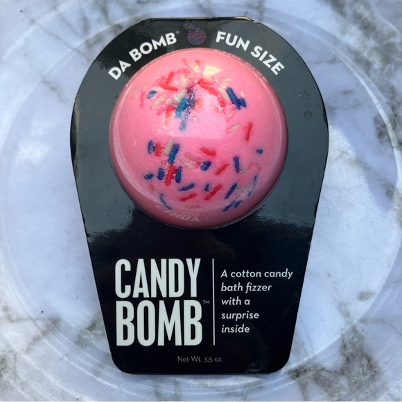 (SOLD) NWT DA BOMB Cotton Candy Bath Bomb - Picture 2 of 5